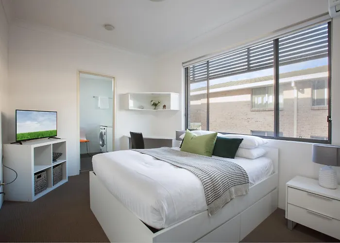 Cosy And Bright Studio Next To Westmead Hospital